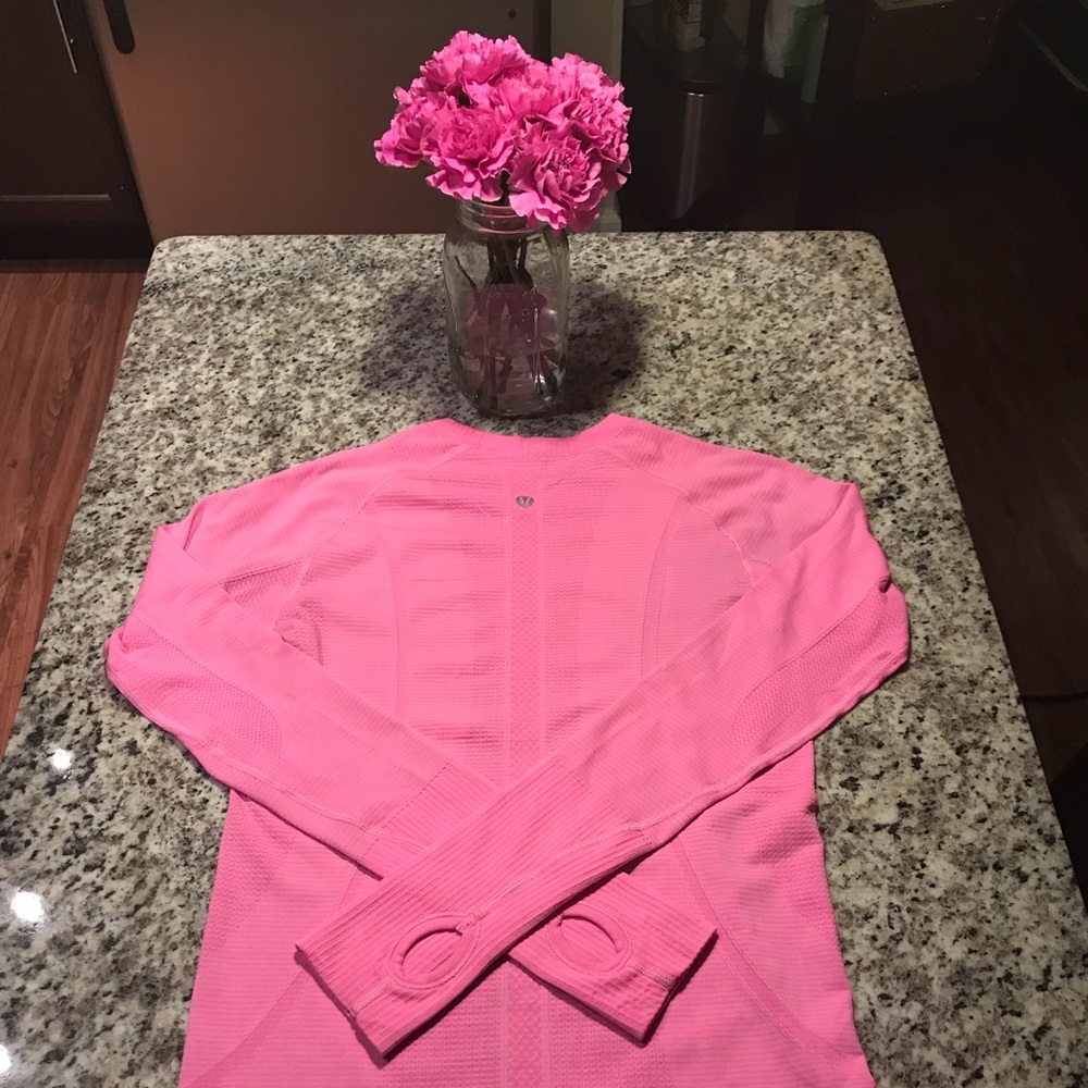 Lululemon long sleeve Swiftly pink size 6